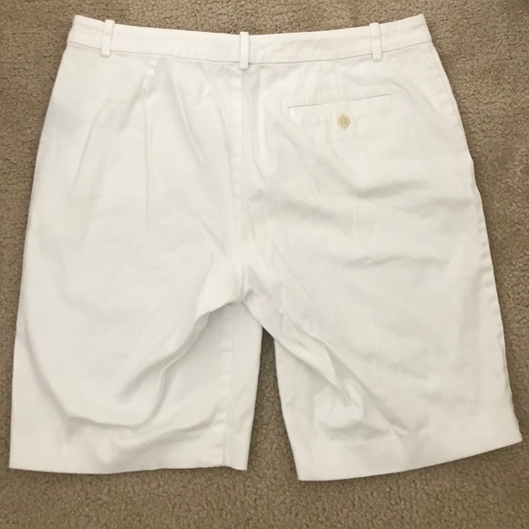 White shorts - Picture 2 of 5